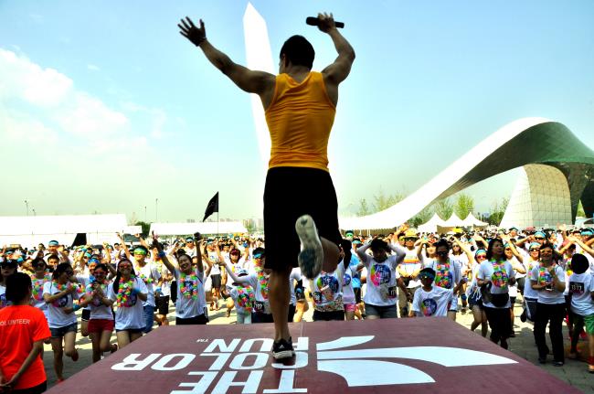 1466474932499104.jpg The Color Run:如何安全又尽兴地跑完“地球上最快乐的5公里”?