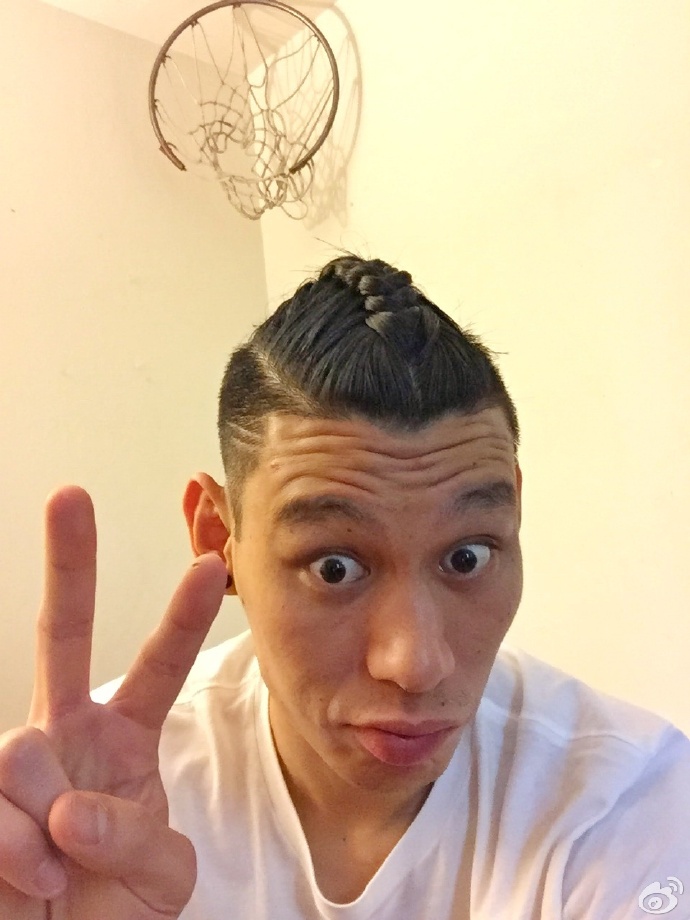 1462496864491240.jpg 林书豪长微博总结赛季,他要跳出合同身价几何?