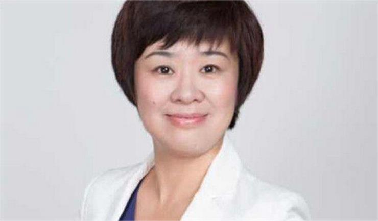 粉红领导力，来看看体育商业世界中的这20位女性 